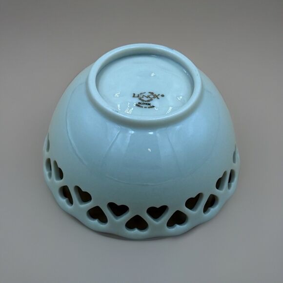Vintage Lenox Heart Collection Bowl With Embossed Flower Detailing 5.5” D - Picture 6 of 6